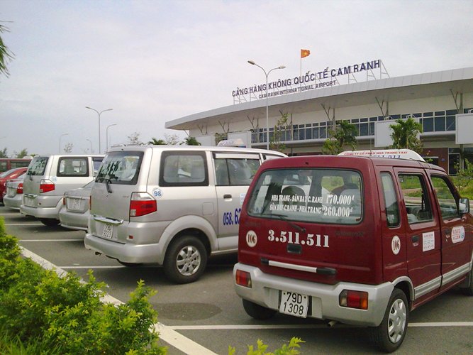 Cảng H&agrave;ng kh&ocirc;ng quốc tế Cam Ranh hướng đến n&acirc;ng cao chất lượng phục vụ, tạo h&igrave;nh ảnh th&acirc;n thiện