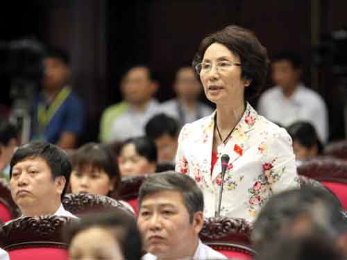 C&aacute;c đại biểu thảo luận tại hội trường chiều 21/11 Ảnh: Ngọc Thắng