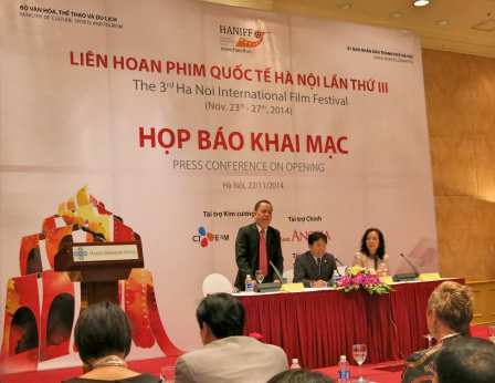 Buổi họp b&aacute;o khai mạc Li&ecirc;n hoan Phim Quốc tế H&agrave; Nội lần thứ III