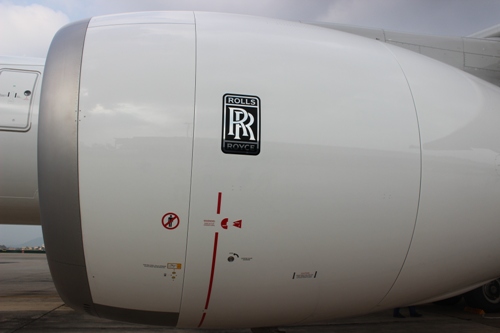 M&aacute;y bay được trang bị động cơ Rolls-Royce gi&uacute;p tiết kiệm nhi&ecirc;n liệu