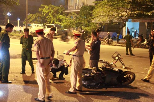 Hiện trường vụ tai nạn giao th&ocirc;ng 