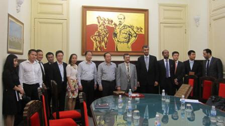 Chủ tich ki&ecirc;m Tổng gi&aacute;m đốc Quỹ dự trữ quốc gia Oman tới l&agrave;m việc với Bộ GTVT về đầu tư cảng Hải Ph&ograve;ng