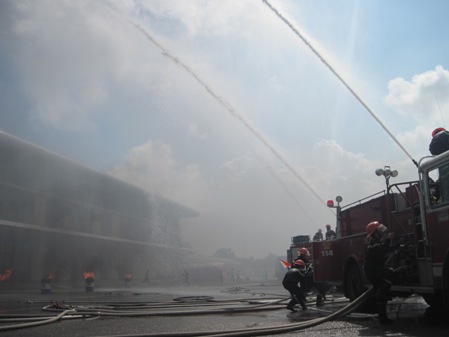 Ngọn lửa đ&atilde; được khống chế