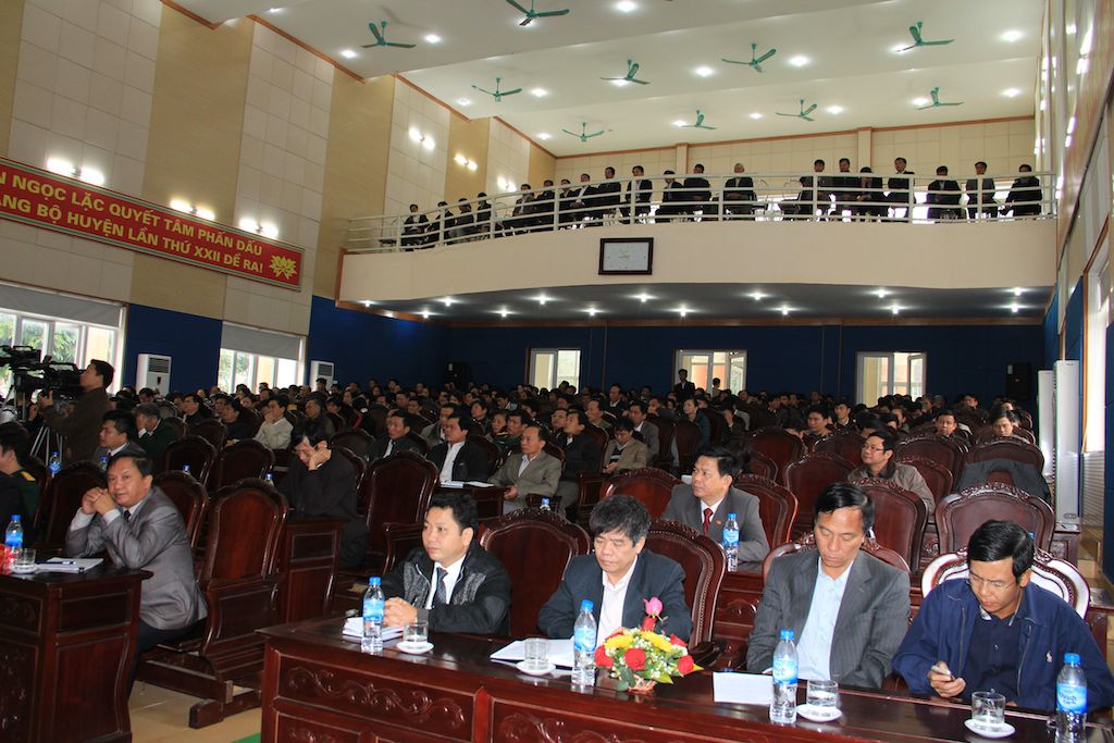 Cử tri x&atilde; Ngọc Lặc b&agrave;y tỏ sự tin tưởng v&agrave;o hoạt động của Quốc hội