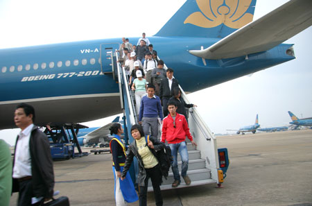 Giữa th&aacute;ng 11 vừa qua, hơn 49 triệu cổ phần của Vietnam Airlines đ&atilde; được đặt mua