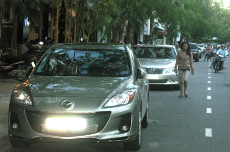 C&aacute;c phương tiện vi phạm lỗi đậu đỗ sẽ bị ng&agrave;nh chức năng quận Hải Ch&acirc;u xử nghi&ecirc;m bằng biện ph&aacute;p phạt nguội