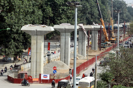 Đảm bảo tiến độ dự &aacute;n Tuyến đường sắt đ&ocirc; thị Nhổn - Ga H&agrave; Nội đang l&agrave; một trong những th&aacute;ch thức