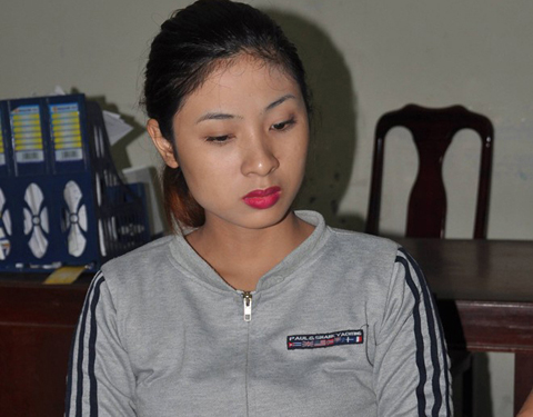 V&otilde; Thị Ho&agrave;ng Qu&yacute; tại cơ quan c&ocirc;ng an.