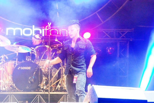 Nh&oacute;m nhạc Hạc San