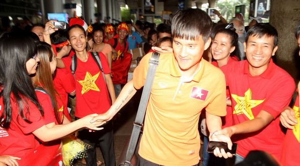 C&ocirc;ng Vinh nhận được nhiều sự quan t&acirc;m của c&aacute;c fan nữ