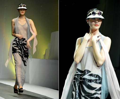 Trong đ&ecirc;m diễn tối ng&agrave;y 8/12, Hoa hậu Th&ugrave;y Dung đ&atilde; diện bộ v&aacute;y xuy&ecirc;n thấu, để lộ khu&ocirc;n ngực khi kh&ocirc;ng mặc nội y m&agrave; chỉ d&aacute;n nhũ hoa. 