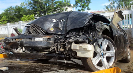 Chiếc xe g&acirc;y tai nạn