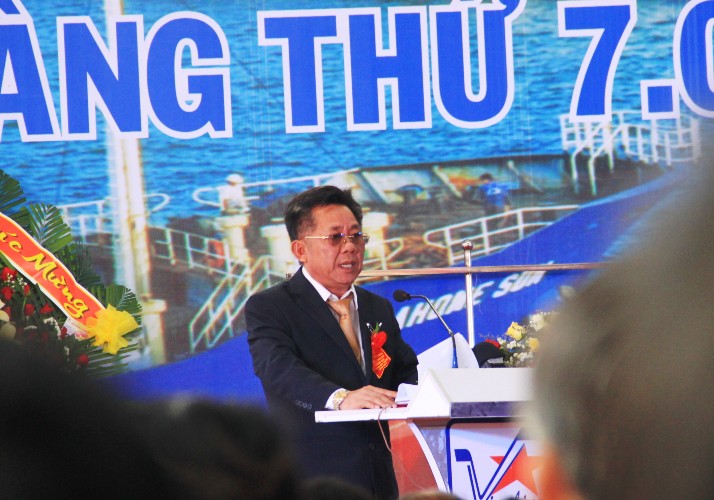 Tổng gi&aacute;m đốc Cảng Quy Nhơn ph&aacute;t biểu tại buổi lễ