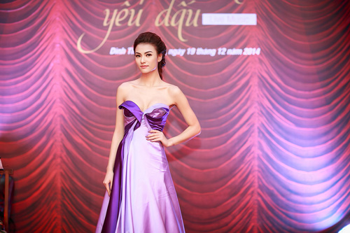 Kh&ocirc;ng biết v&igrave; l&yacute; do g&igrave;, việc giảm c&acirc;n của Ho&agrave;ng Yến đ&atilde; vượt qu&aacute; tầm kiểm so&aacute;t.