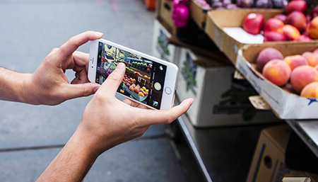 iPhone 6 thế hệ mới với m&agrave;n h&igrave;nh rộng hơn, đang tạo n&ecirc;n một cơn sốt