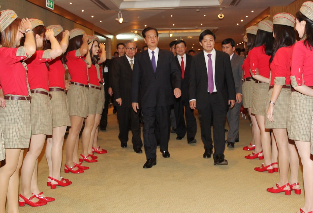 Thủ tướng Ch&iacute;nh phủ Nguyễn Tấn Dũng tham dự lễ ra mắt ThaiVietjjet