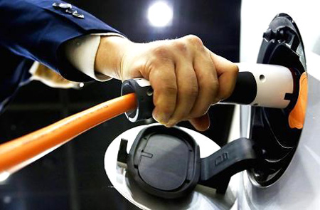 Mức độ th&acirc;n thiện đối với m&ocirc;i trường của xe chạy điện vẫn c&ograve;n đang bỏ ngỏ.