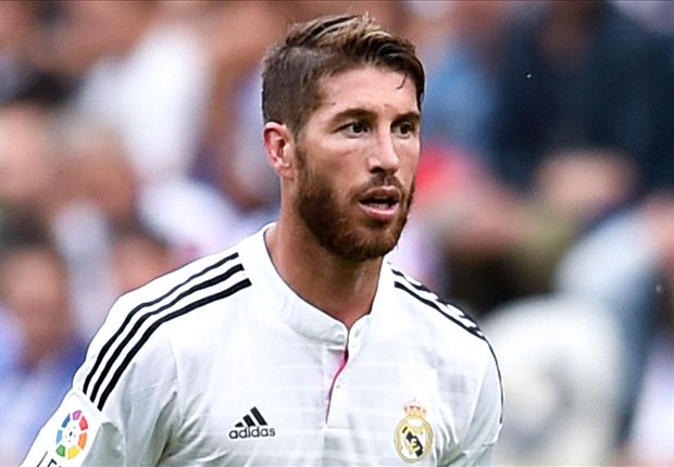 Sergio Ramos kh&ocirc;ng h&agrave;i l&ograve;ng với đ&atilde;i ngộ của Real