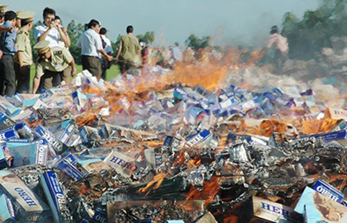Ti&ecirc;u hủy thuốc l&aacute; lậu - ảnh minh họa