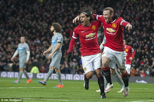 Quỷ đỏ dễ d&agrave;ng hạ Newcastle để c&oacute; trọn vẹn 3 điểm