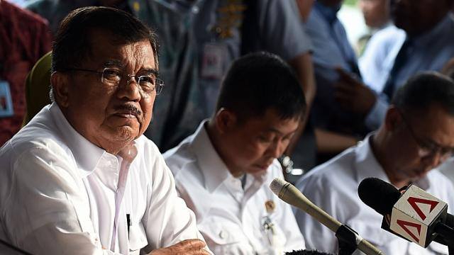 Ph&oacute; Thủ tướng