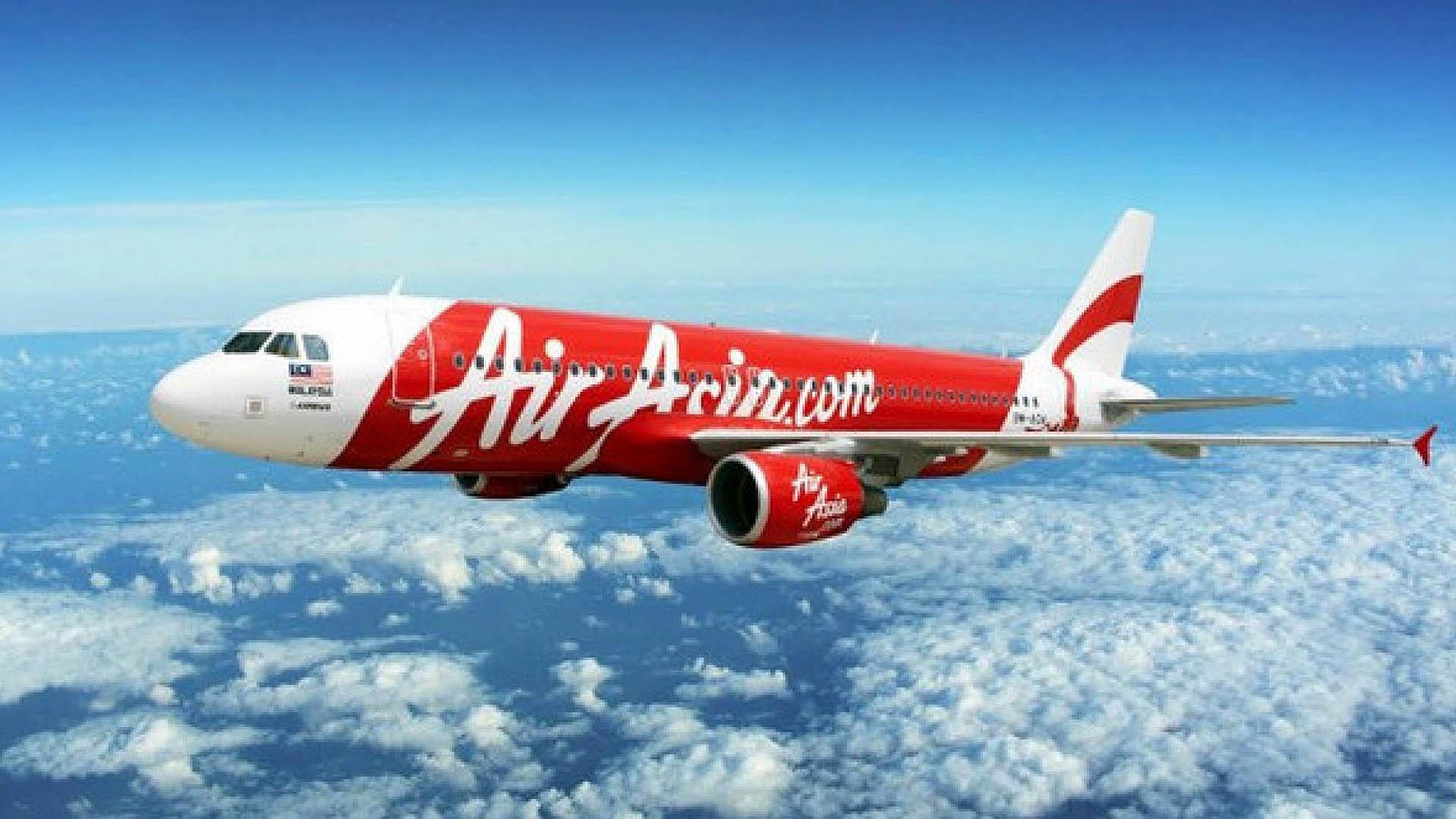 C&aacute;c chuy&ecirc;n gia kh&ocirc;ng d&aacute;m chắc m&aacute;y bay QZ8501 của AirAsia đ&atilde; ph&aacute;t nổ tr&ecirc;n kh&ocirc;ng trước khi rơi