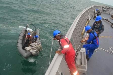 C&ocirc;ng t&aacute;c t&igrave;m kiếm tr&ecirc;n t&agrave;u Bung Tumo