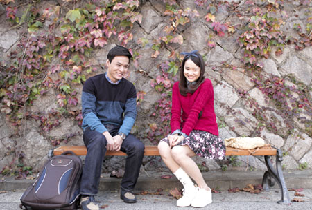 Hồng Đăng v&agrave; Nh&atilde; Phương trong một cảnh quay 