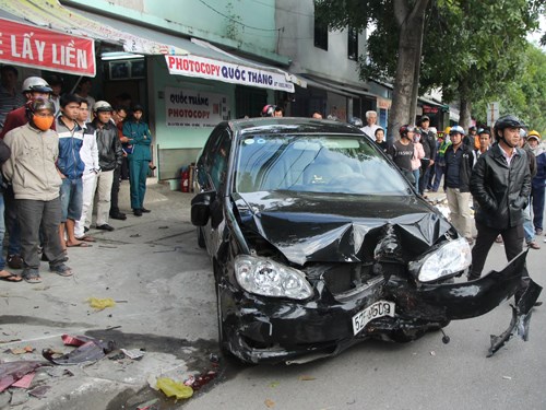 Chiếc xe gây tai nạn - Ảnh: Thanh niên