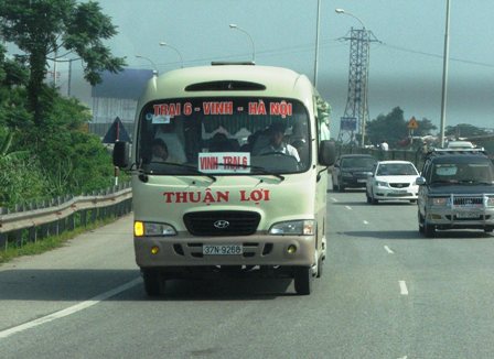 Đảm bảo vận tải h&agrave;nh kh&aacute;ch an to&agrave;n, thuận tiện