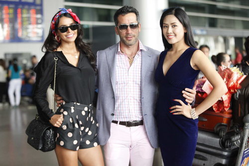 N&oacute;i về l&yacute; do ban tổ chức chương tr&igrave;nh mời cựu Hoa hậu Thế giới người Venezuela tham gia l&agrave;m gi&aacute;m khảo cho cuộc thi, đạo diễn Nguyễn Quang Dũng cho biết, Venezuela cũng l&agrave; một đất nước c&oacute; nhiều l&ograve; đ&agrave;o tạo hoa hậu nổi tiếng, ph&aacute;t triển v&agrave; thắng được nhiều giải quốc tế hơn Philippines n&ecirc;n Ban tổ chức muốn mời hoa hậu đến từ Venezuela qua để chia sẻ những kinh nghiệm của m&igrave;nh cho c&aacute;c th&iacute; sinh.