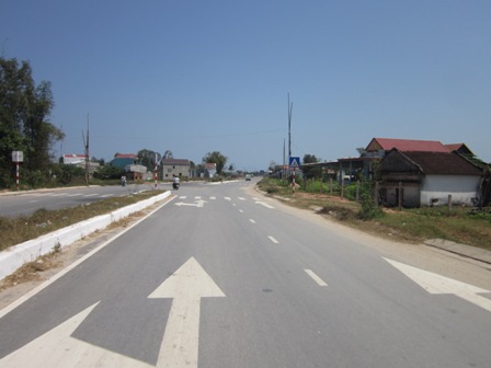 Một đoạn thuộc Dự &aacute;n n&acirc;ng cấp QL24 đoạn Thạch Trụ - Phổ Phong đ&atilde; được thi c&ocirc;ng ho&agrave;n thiện