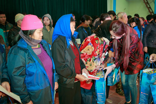 Hoa hậu Mai Phương Th&uacute;y cũng dự chương tr&igrave;nh với vai tr&ograve; đại sứ thương hiệu. 