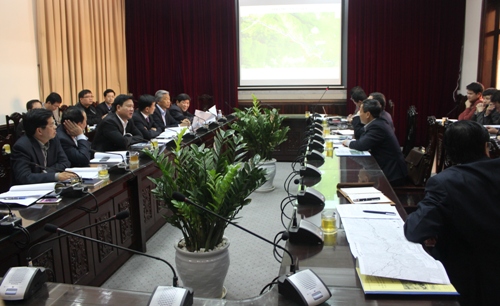 Bộ trưởng Đinh La Thăng chủ tr&igrave; cuộc họp