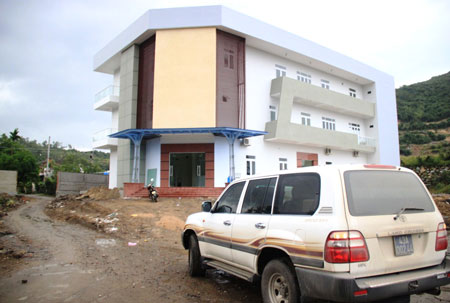 Trụ sở c&ocirc;ng ty CP QL&XD ĐB Kh&aacute;nh H&ograve;a chuẩn bị ho&agrave;n th&agrave;nh