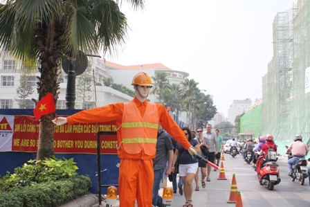 C&ocirc;ng việc điều khiển giao th&ocirc;ng của robot tỏ ra kh&aacute; hiệu quả