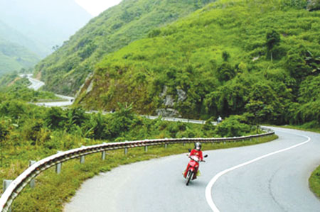 Đường l&ecirc;n Sa Pa sẽ được đầu tư BOT mở rộng