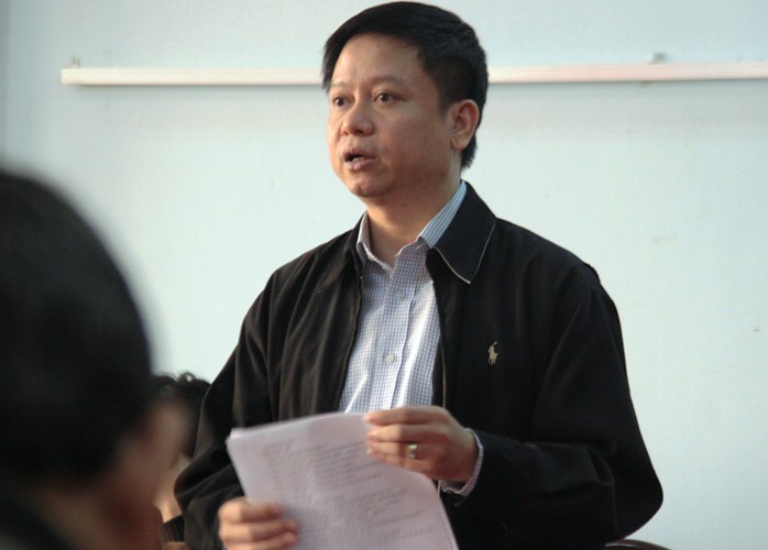 &Ocirc;ng Hải b&aacute;o c&aacute;o to&agrave;n tuyến dự &aacute;n tiến độ trung b&igrave;nh hiện đạt 25%, nhưng cam kết 