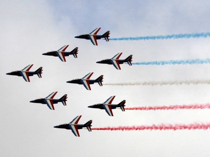 đội bay biểu diễn Patrouille de France trong ng&agrave;y 