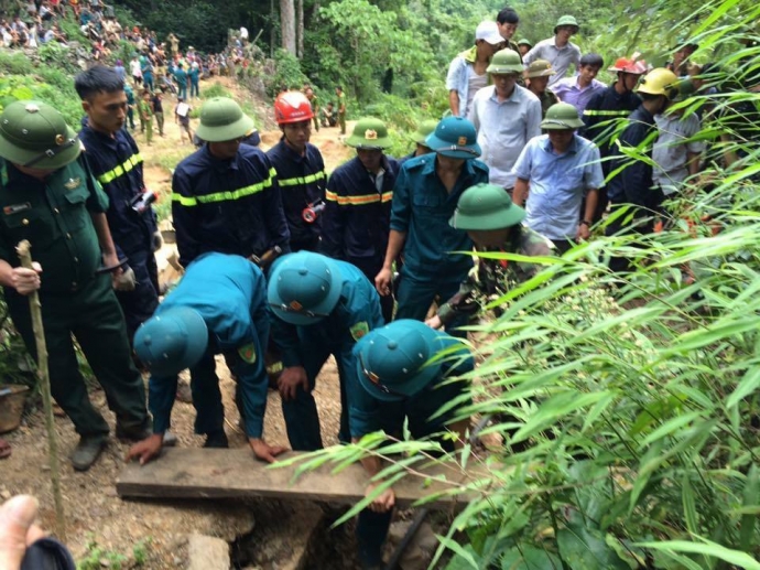 13393033_1163060960423487_1713447329_n