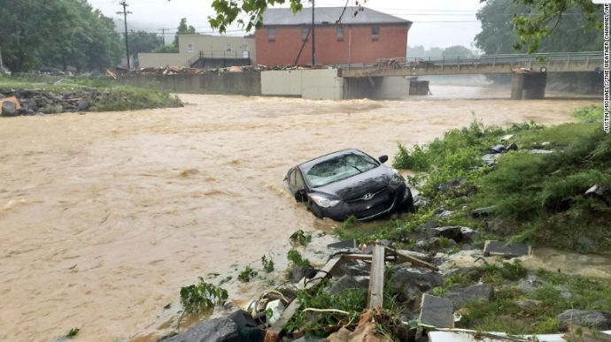 160624151100-01-west-virginia-flood-0624-exlarge-1