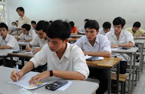 De-thi-vao-lop-10-THPT-tinh-Ha-Tinh-mon-Ngu-van-na