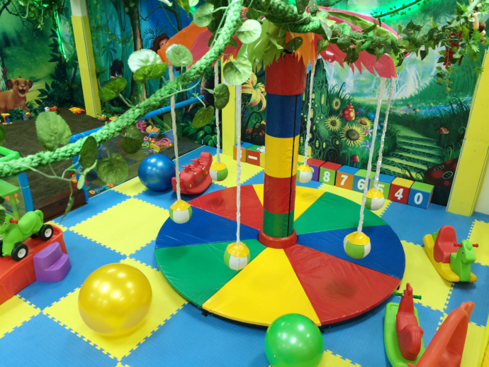 The gioi muon mau (2)