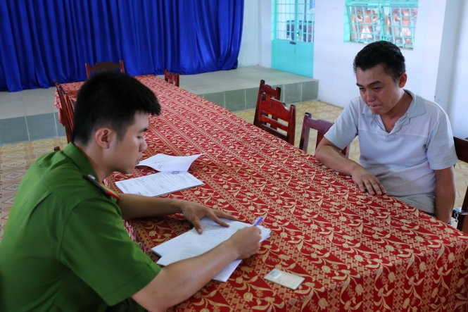 trom-cho-kien-tai-co-quan-cong-an-jpg-1475656940