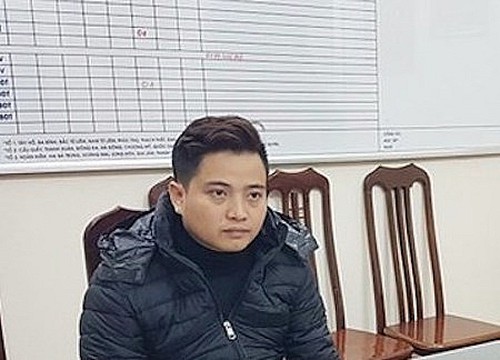 1546441439-263-nu-truong-phong-ngan-hang-cung-dong