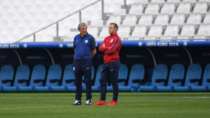 wayne-rooney-rooney-roy-hodgson_3484611