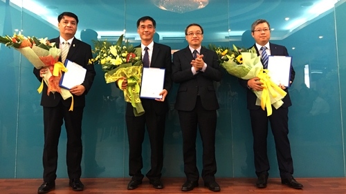 20160812112205-bo-nhiem