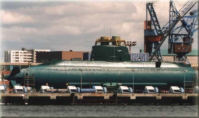 hai-quan-israel-nang-cap-tau-ngam-tan-cong-dolphin