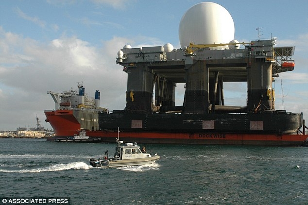 39F5105D00000578-0-image-a-50_1478013907501