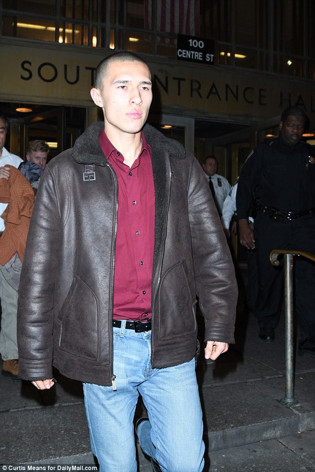 3B5C58D200000578-4031726-image-a-10_1481695469256